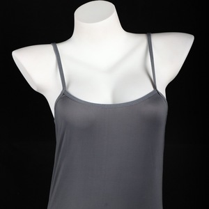 Vêtements de nuit pour femmes, chemise de nuit tricotée sans manches, style sexy et lisse, gris - Product Image 1