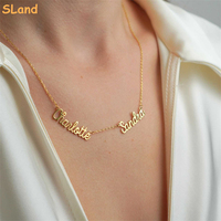 Sland bas quantité minimale de commande 2 pièces en gros 18K or amour coeur charme personnalisé Couple nom collier en acier inoxydable bijoux pour femmes