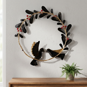 Corona Navideña Rústica de Metal con Pájaros y Bayas, Adorno Decorativo Redondo Hecho a Mano para Colgar en la Pared - Product Image 4
