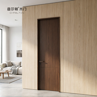 Porte d'appartement en bois massif, peinture à base d'eau, design moderne anti-déformation pour chambre résidentielle