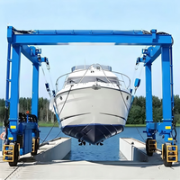 Grue à portique multifonctionnelle télescopique réglable de 25 tonnes avec chariot électrique pour quai de club nautique