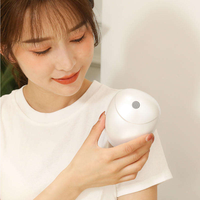 Masseur électrique intelligent pour le cuir chevelu Soins de santé Relax Cou Massage du corps Pétrissage Dispositif vibrant Lumière rouge Nourrit les cheveux