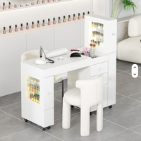 Ensemble table et chaise de manucure en bois blanc moderne et sobre 2026, table de salon de beauté rose de luxe à un seul siège, table à ongles à vendre