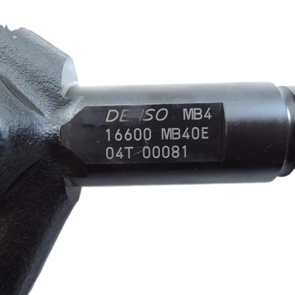 diesel fuel injector 16600-VM00D, 16600-MB40A, 16600-VM00C 095000-6240 injector for Nissan Cabstar  YD25, DDTi, dCi 16600-VM00#