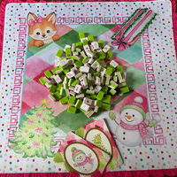Set Mahjong Natal Ubin Mahjong Amerika dengan Alas Bermain Desain Liburan Pink Grosir Langsung dari Pabrik Hadiah Malam Permainan Keluarga