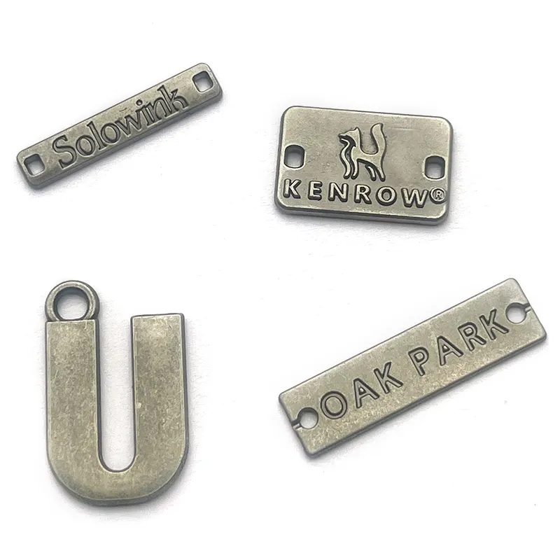 Özel giysi metal marka logosu metal giyim etiketleri antika gümüş metal etiketler