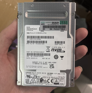 Pour HPE U.3 CM6 12.8T 3.84TB 3.2TB KCM6XRUL3T84 P21840-003 KCM6XVUL3T20 P21841-003 KCM6XVUL12T8 P21841-005 SSD - Product Image 1