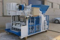 Presse hydraulique automatique pour la fabrication de briques de route en béton, machine mobile de fabrication de blocs en ciment et sable