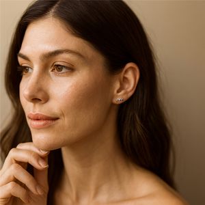 Trinity Birthstone Climbers |   Pendientes de Acero Inoxidable con Baño de Oro de 18K PVD y Circonita, con Piedra de Nacimiento, para Mujer |   Resistente al Agua y Duradero - Product Image 5