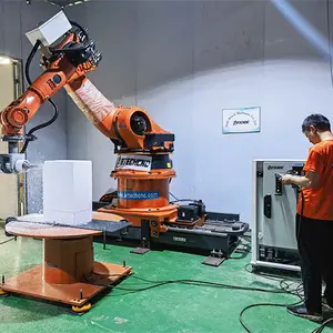 8 achsen roboter cnc roboterarm für schaum-, holz-, steinfräsen mit schienen für großprozesse