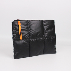 Funda Acolchada para Portátil, Protectora, Ligera, para Transporte de Computadora, Diseñada para Viajes, Oficina y Desplazamientos Diarios - Product Image 5