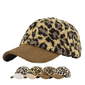 Casquette de baseball unisexe en fausse fourrure léopard, hiver, chaude, pelucheuse, imprimé animal, réglable, 100% polyester - Product Image 1