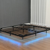 Nouvelle conception minimaliste, lit queen size avec éclairage LED, silencieux, montage facile, structure en métal solide et stable pour chambre à coucher