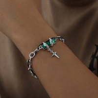Bracelet pendentif croix en zircon en acier inoxydable plaqué or fait à la main, accessoires de mode Etelleza pour femmes