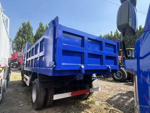 Sinotruck 160 15 5 8 10 T 160 116HP 160hp Howo Motor Weichai Euro3 4x2 4x4 Camión de Carga Ligero para Contenedores, Agente Oficial - Product Image 2