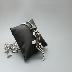 Collar con colgante de lagarto de acero inoxidable, unisex, con forma de animal, joyería de regalo - Product Image 3