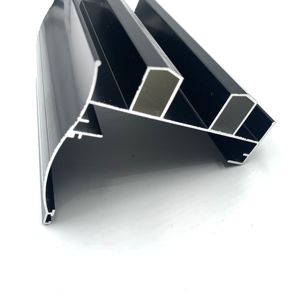 Fournisseur Exportation vers le marché de l'Afrique de l'Ouest Guinée Profilés en aluminium En Aluminium De Guinée pour fenêtre coulissante en aluminium - Product Image 1