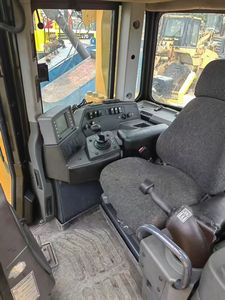뜨거운 판매 중국 애벌레 D8T 크롤러 불도저 2021 모델 38351KG 중장비 기계 판매 낮음 - Product Image 5