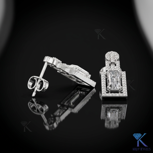 ต่างหูเพชรทรงหยดน้ำทรงเหลี่ยมมรกตจาก KRUP JEWELS ประดับเพชรแล็บโกรว์ ตัวเรือนทองคำแท้ 18K ดีไซน์หรูหราทรงเรขาคณิตแบบหลายชั้น ได้รับการรับรองจาก IGI - Product Image 2