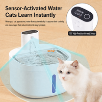 Fontaine à eau pour chat sans fil de 2,6 L, distributeur d'eau rechargeable pour animaux de compagnie avec capteur de mouvement et plateau en acier inoxydable 304