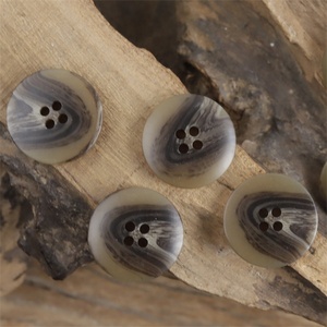 Bán buôn tùy biến nhựa cowhorn nhựa <span class=keywords><strong>polyester</strong></span> Shank nút may trên với 2 3 4 bốn lỗ cho áo khoác, áo gió - Product Image 5