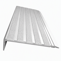 Profilés de marche d'escalier antidérapants en marbre, disponibles en plusieurs couleurs, pour l'extérieur et la sécurité