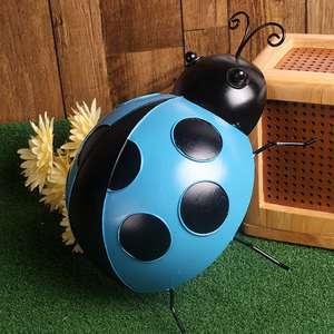 Ornements de jardin mignons de coccinelle en fer 3 pièces peints à la main décorations d'arbre de coccinelle suspendues - Product Image 5