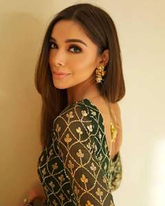 Belle nouvelle robe de soirée de créateur Look Anarkali Gown Dupatta & Bottom Set Heavy Faux Georgette With Embroidery Sequence Work - Product Image 2