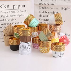Plateau en papier jetable rectangulaire ou carré à paroi simple, conçu sur mesure pour la cuisson de cupcakes et muffins - Product Image 1