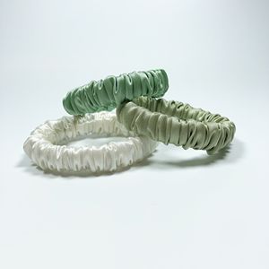 100% शुद्ध रेशम से अधिक आकार के बड़े बालों के स्क्रब आकर्षक पैकेजिंग बॉक्स में हेयरबैंड सेट - Product Image 3