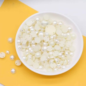 Perle acriliche semipiatte Diplopore beige bianche, perline sciolte in plastica, ecologiche e durevoli <span class=keywords><strong>TROYA</strong></span> BE-47 per abbigliamento - Product Image 1