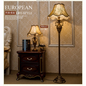 Châu Âu Phong Cách Retro Trang Trí Đèn Bàn Chất Lượng Cao Cổ Nghệ Thuật Trang Trí Đèn Bàn Giường Phòng Cổ Điển LED Bàn Đèn - Product Image 5