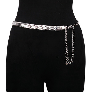 โซ่คาดเอวโลหะสำหรับผู้หญิง ดีไซน์เรขาคณิต ผลิตจากโลหะผสมสังกะสี สีทอง เหมาะสำหรับสวมใส่ทุกวัน ใช้กับชุดเดรส - Product Image 2