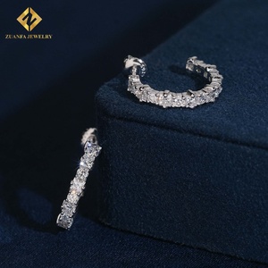 Pendientes de Lujo con Diamantes Cultivados en Laboratorio, Corte Princesa Cuadrado y Redondo, Plata 925 con Cierre de Rosca - Product Image 2