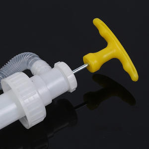 Bomba de aceite manual de plástico para champú, gel de ducha, jabón lavavajillas, bomba de agua con tubo de descarga de 1/2 pulgada, color blanco, número de pieza 7802 - Product Image 1