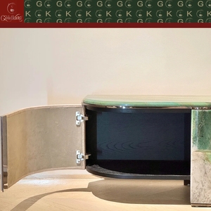 GOLDKING Mueble de TV Moderno y Minimalista para Sala de Estar, con Paneles Laterales de Tela, Marco Metálico y Detalles en Mármol Verde, Personalizable - Product Image 5