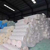 Tapis de prière moderne en PU fabriqué à la machine, sous-couche en mousse insonorisante, imperméable, installation facile, ignifuge, prolongeant la durée de vie du tapis