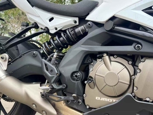 Motocicletas Usadas 2025 Qianjiang QJmotor Sai600 <span class=keywords><strong>600cc</strong></span> <span class=keywords><strong>Moto</strong></span> Deportiva de Cuatro Cilindros Refrigerada por Agua, <span class=keywords><strong>Precio</strong></span> Razonable - Product Image 4