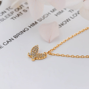 Collier Papillon en Zircon Blanc : Liberté, Romantisme et Éléments Romantiques – Bijoux Raffinés pour Jeunes - Product Image 4