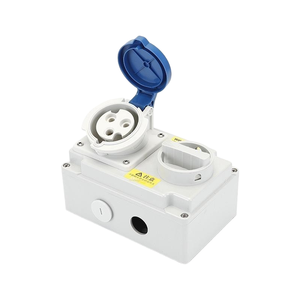 Prise industrielle robuste 32A 3 pôles IP44 avec interrupteur, prise à verrouillage mécanique - Product Image 1