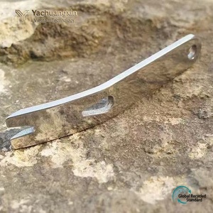 Equipo de camping al aire libre, pequeña tabla para desenredar clavos, herramienta multifuncional de acero inoxidable para llavero EDC - Product Image 4