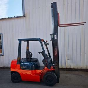 รถยกดีเซลญี่ปุ่นมือสอง ขนาด 3 ตัน 2.5 ตัน 2 ตัน  น้ำหนักบรรทุก 3800 กก. รุ่น FD20 เสากระโดงสองตอน ยางลม/ยางตัน - Product Image 3