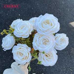 DC206 Chermy Bouquet di 9 Rose Artificiali Bianche e Bordeaux, Rose Finte per Bouquet da Sposa, Decorazione Floreale per Casa - Product Image 1