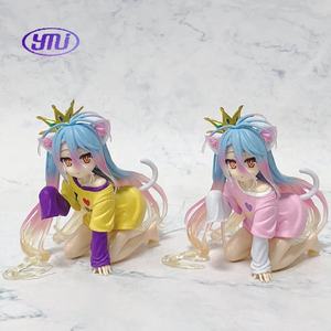 Figurines d'anime en PVC <span class=keywords><strong>Manga</strong></span> Shiro Life 3 styles Robe à manches et uniforme Couronne Oreilles de chat Figurine Décoration de bureau - Product Image 3