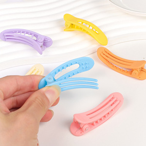 <b>Macaron</b> Colored Hollow Oval Duckbill Hair Clips 12 Cm Lightweight For Daily Use - Product Image 3