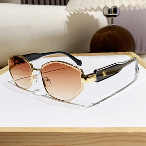 Gafas de sol con montura metálica a la moda para mujer, protección UV400, gafas de sol para conducir, estilo rectangular, para adultos - Product Image 1