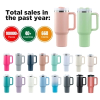 Venta al por mayor de set de regalo de vaso térmico de acero inoxidable 304 de doble pared de 40 oz para exteriores con asa y pajita
