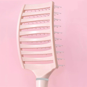Cherry blossom pink fluffy <b>comb</b>, high crown <b>comb</b>, macaron-shaped large curling <b>comb</b>, massage <b>comb</b>, styling <b>comb</b>, home use <b>comb</b>. - Product Image 4