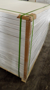 Giá thấp 2x2 treo PVC nhiều lớp thạch cao Trần 60x60cm gạch Trần Vinyl tráng 975 # thạch cao gạch Trần - Product Image 6