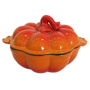 Four à pain en fonte émaillée en forme de citrouille orange avec couvercle - Product Image 3